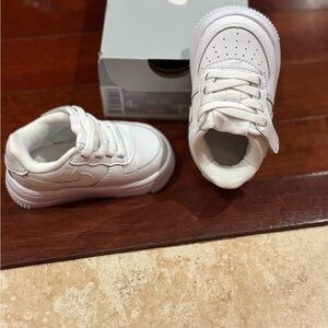 Kids White Nike Airforce one Sneakers